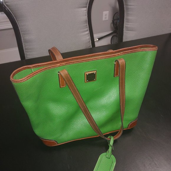 Authentic Dooney and Bourke purse - Picture 4 of 4